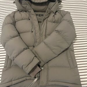 Aritzia TNA Super Puff Down Jacket
